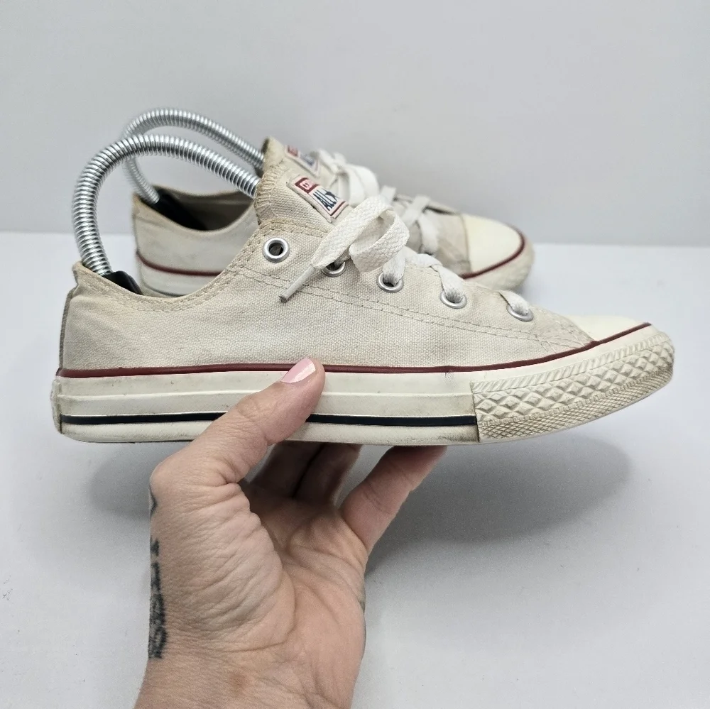 Converse | Chuck Taylor's All-Star cream white sporty sneakers | KIDS 2.5